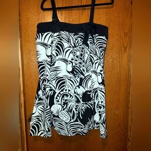 Roaman's Womens 22 W Black and White Tropical Swimsuit swimdress NWOT